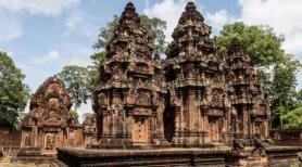 Cambodia ends quarantine for vaccinated arrivals to revive tourism