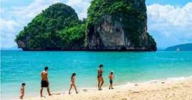 Vietnam news sources say Asean ministers agree to re-open regional tourism